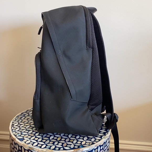 Lululemon Athletica Backpack - Picture 4 of 10